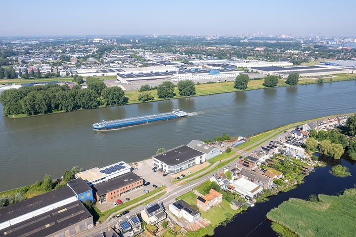 West Kinderdijk 122-n, Alblasserdam