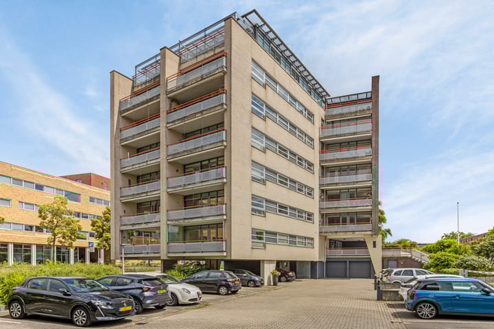 Foto 4 van Bremenstraat 143