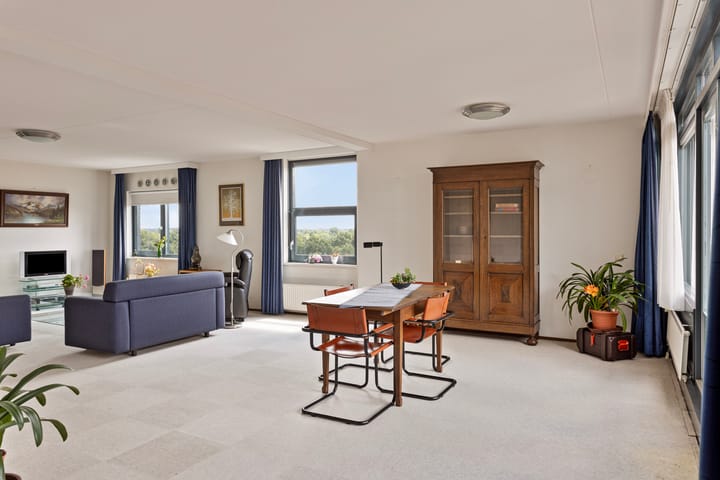 Foto 10 van Bremenstraat 143