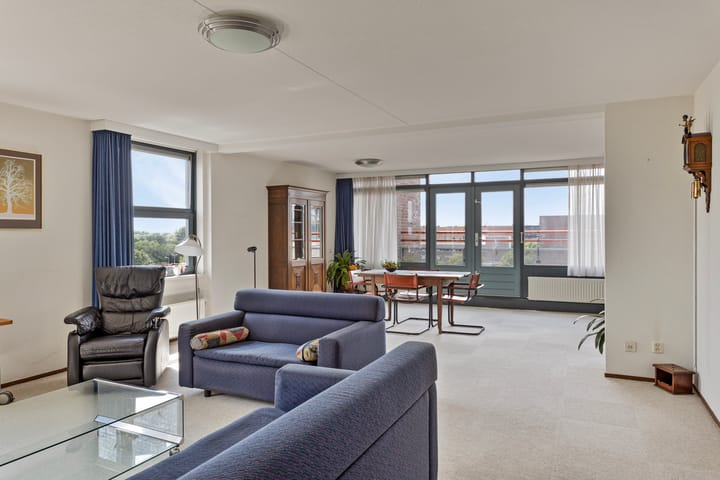 Foto 14 van Bremenstraat 143