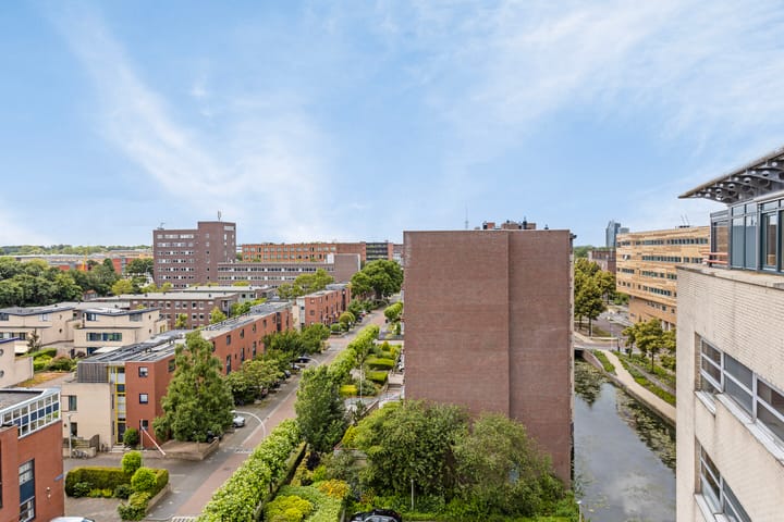 Foto 26 van Bremenstraat 143