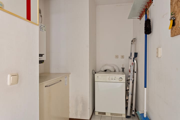 Foto 30 van Bremenstraat 143