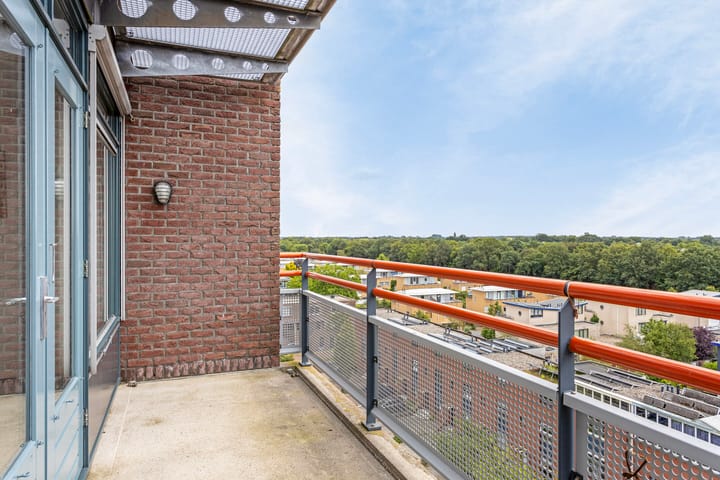 Foto 41 van Bremenstraat 143