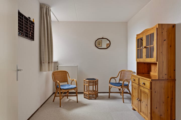 Foto 48 van Bremenstraat 143