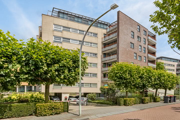 Foto 51 van Bremenstraat 143