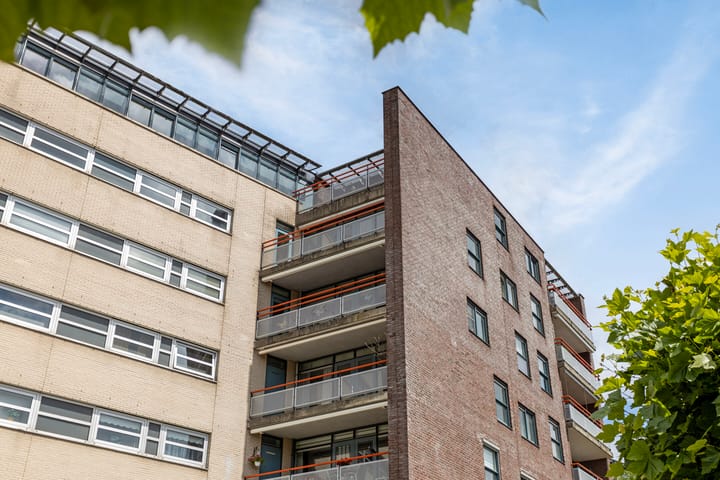 Foto 52 van Bremenstraat 143