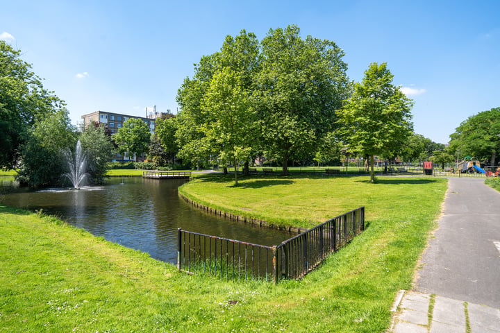 Bekijk foto 4 van Amelandseplein 35-B