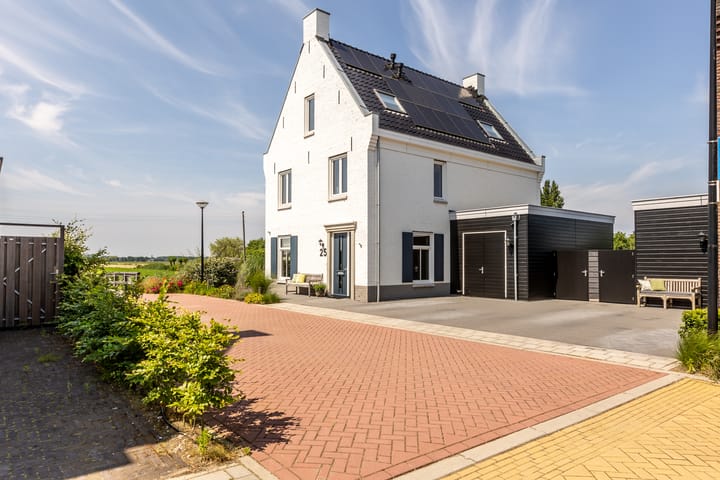 Foto 49 van Bijenkorf 25