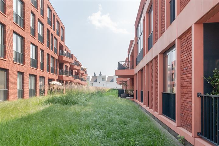 Bekijk foto 42 van Polvertorenstraat 10-B03