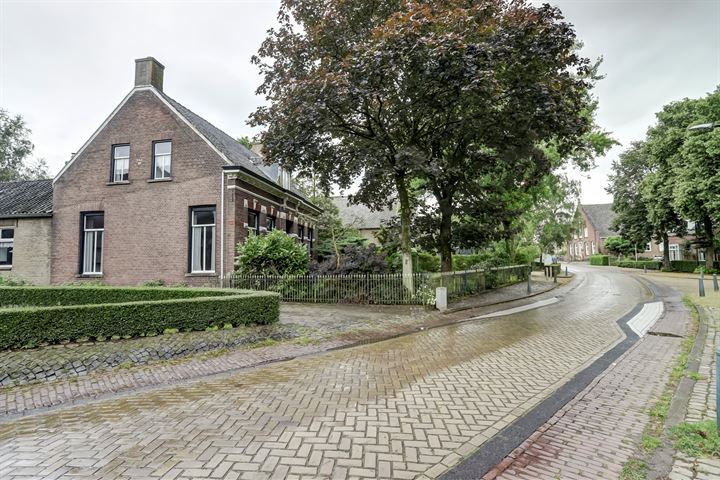 View photo 46 of Bergenstraat 31