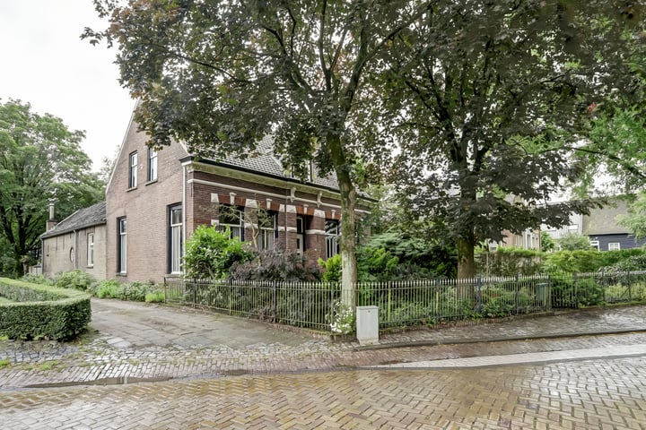 Bekijk foto 47 van Bergenstraat 31