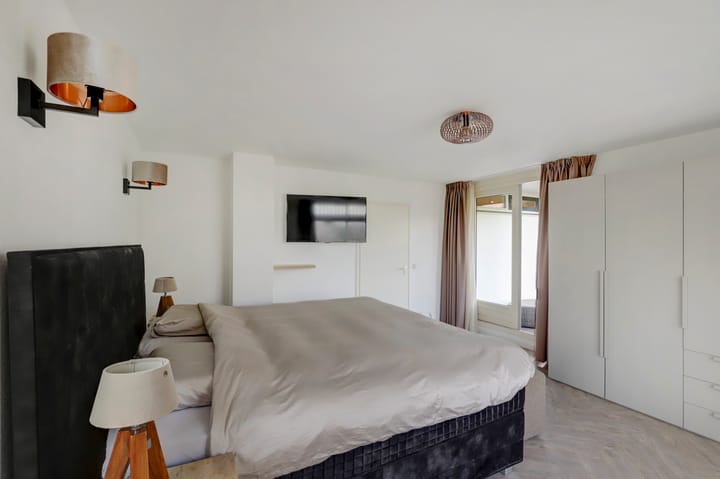 Foto 31 van Zuring 62