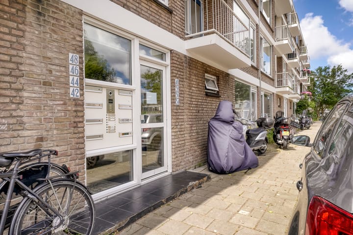 Foto 6 van Ruysdaelhof 34