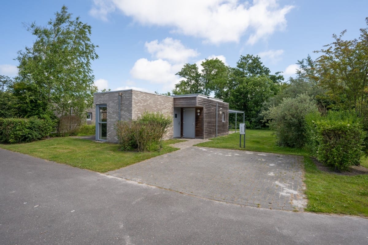 3-bedroom freehold villa in De Koog — photo 3 of 5