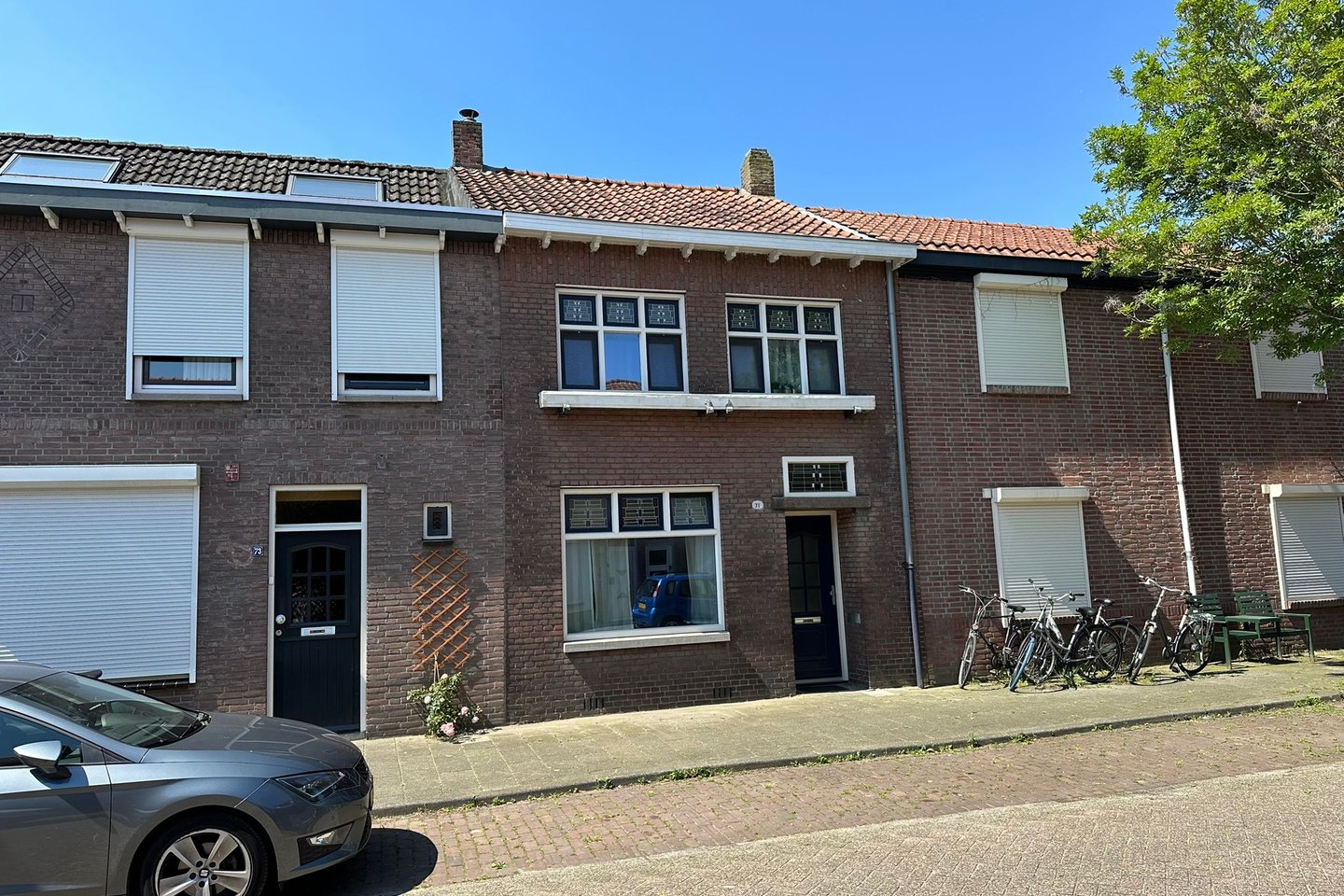 Bekijk foto 2 van Oeverstraat 71