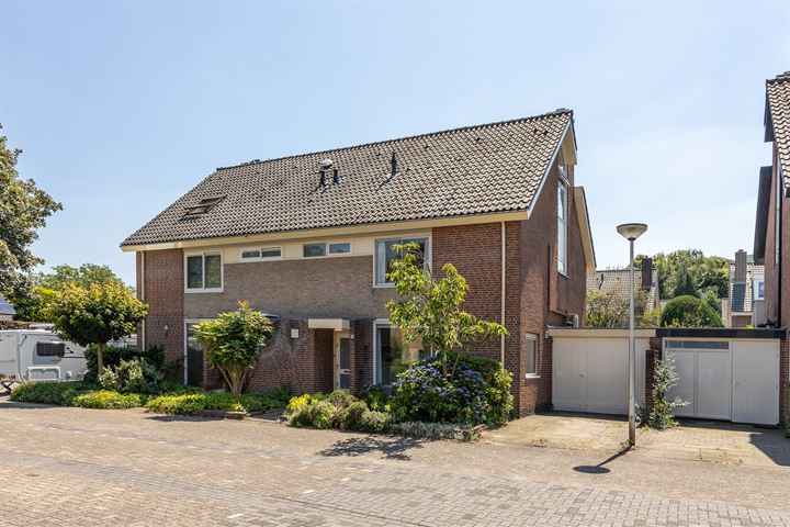 View photo 1 of Diamantweg 59