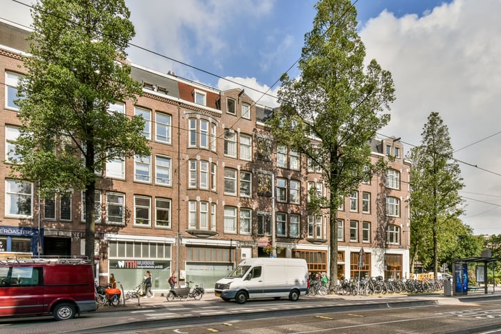 Bekijk foto 1 van Bilderdijkstraat 42-4A