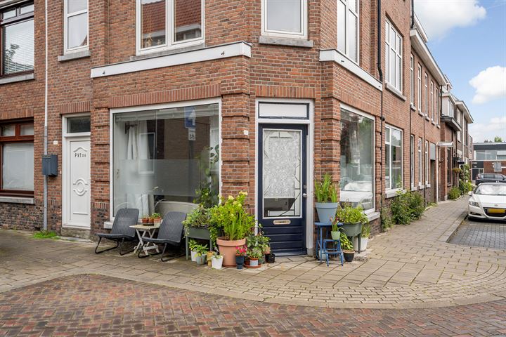 Bekijk foto 1 van Da Costastraat 32-A