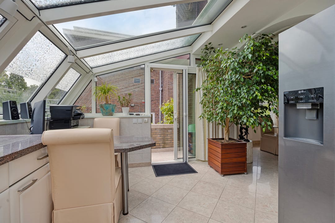 Foto 13 van Schiedamseweg 63