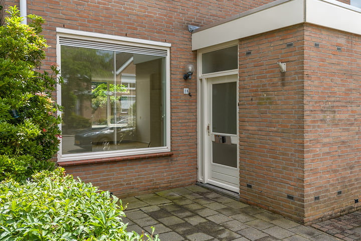 Bekijk foto 4 van Egstraat 18