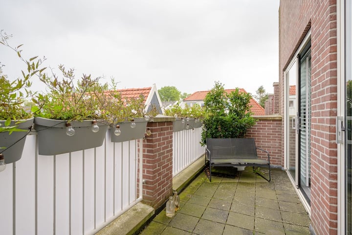 View photo 12 of Landbouwstraat 41