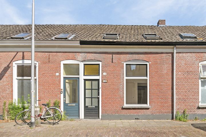 Bekijk foto 1 van Akkerstraat 13