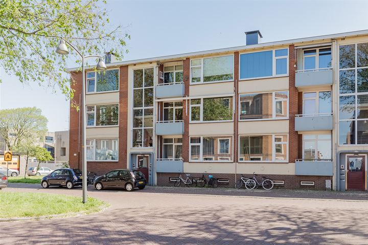 View photo 34 of Oranjestraat 21