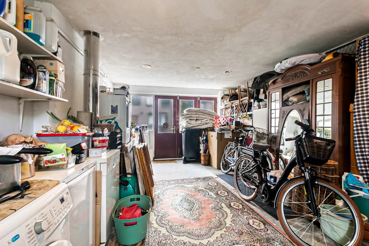 Photo 24 of Weststraat 3