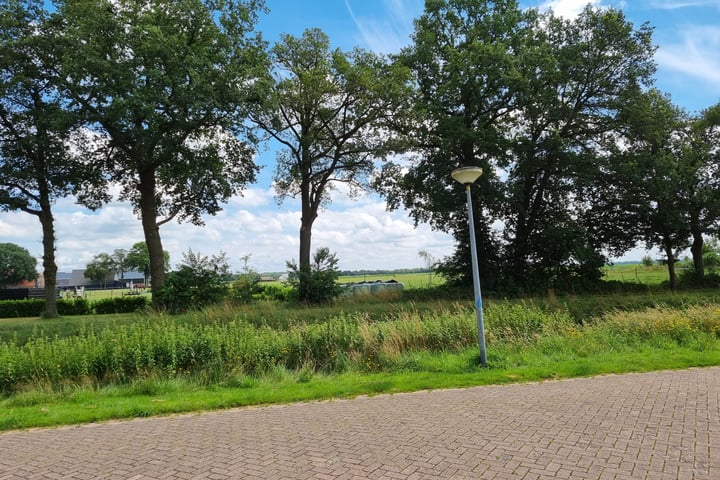 Bekijk foto 34 van Kanaalweg 16