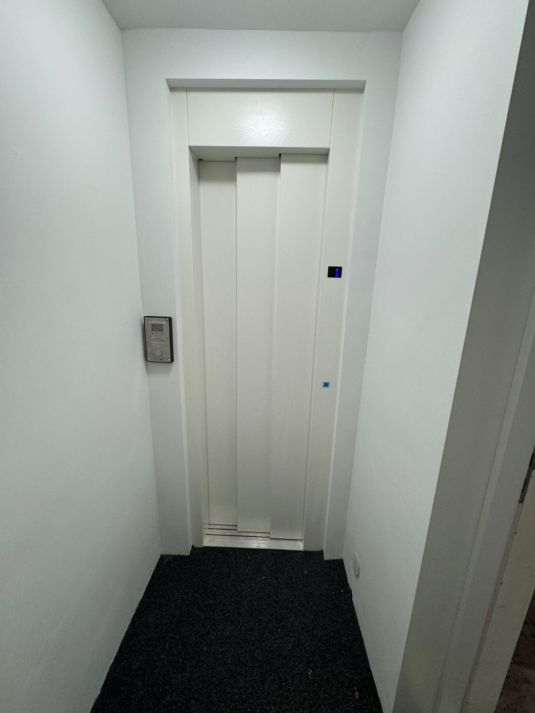 Photo 22 of Lauriergracht 121-1