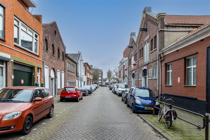 Bekijk foto 1 van Westfrankelandsestraat 20-A