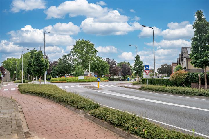 Bekijk foto 56 van Roermondseweg 140