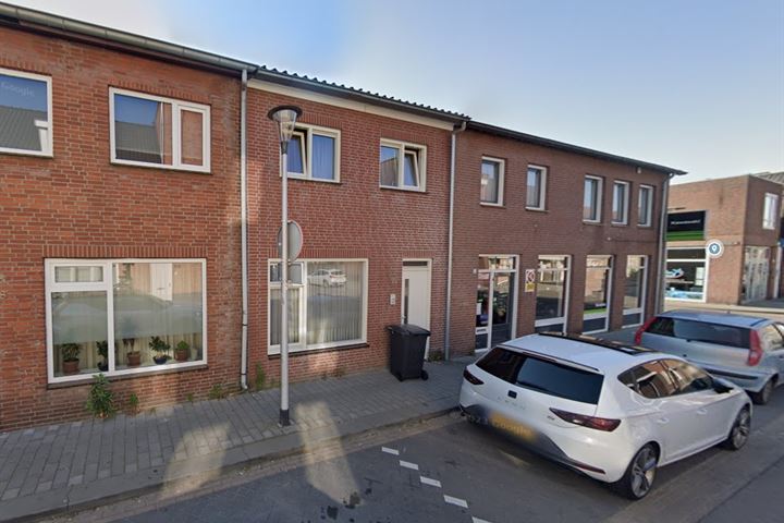 View photo of Wolfstraat 76