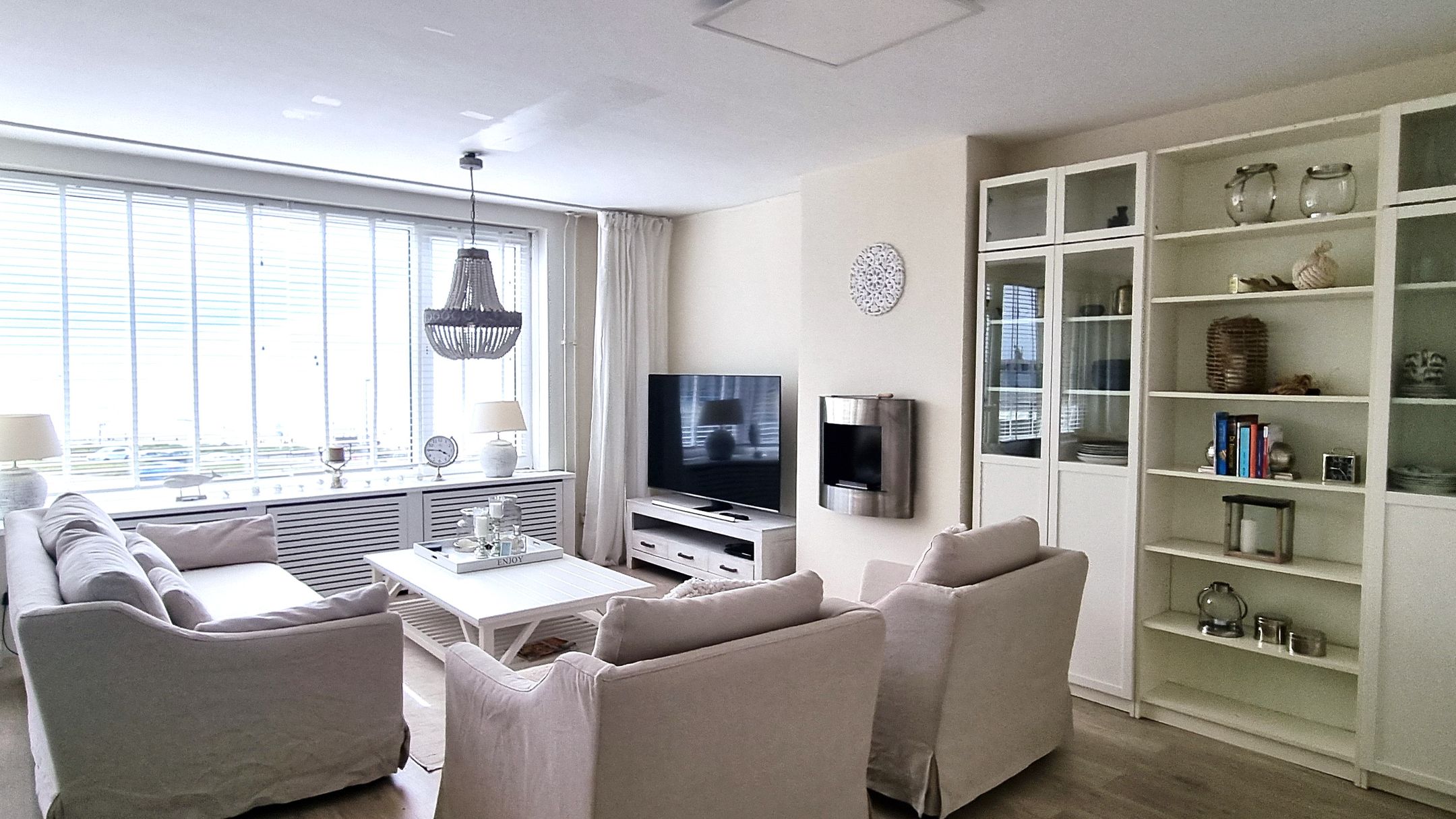 Photo 9 of Trompstraat 15-F