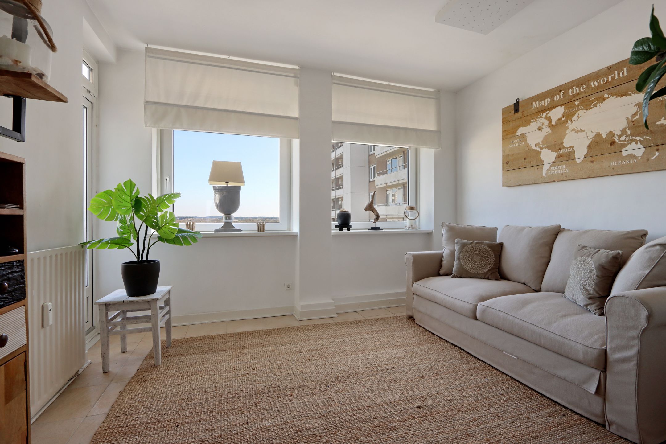 Photo 12 of Trompstraat 15-F