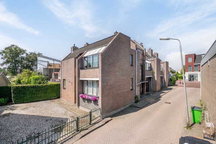 View photo 7 of Terpstraat 12