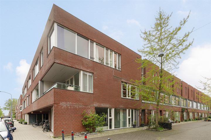 Bekijk foto 35 van Lien Gisolfstraat 22