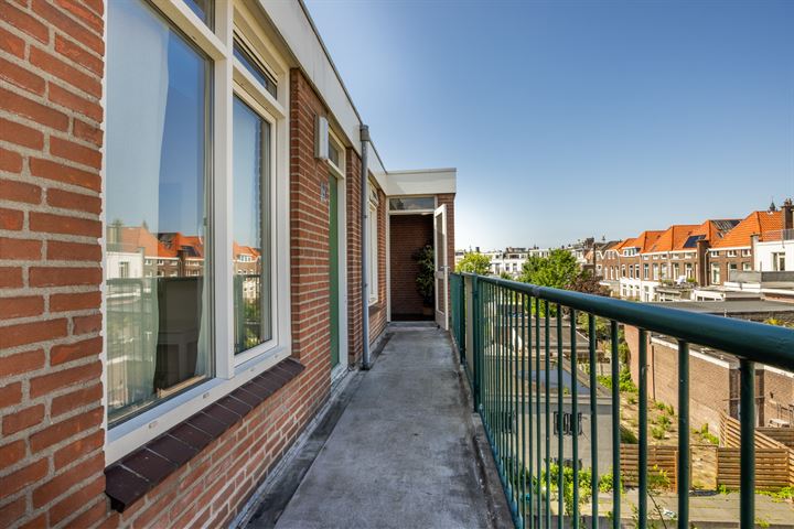 Bekijk foto 7 van Van Kinsbergenstraat 19-B