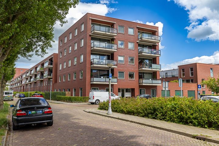 Bekijk foto 1 van Soendastraat 15