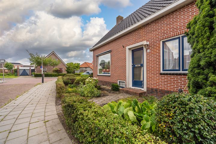 View photo 38 of Havenstraat 13