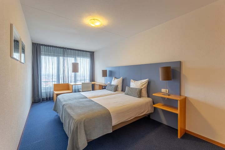 Photo 31 of Boulevard Bankert 704