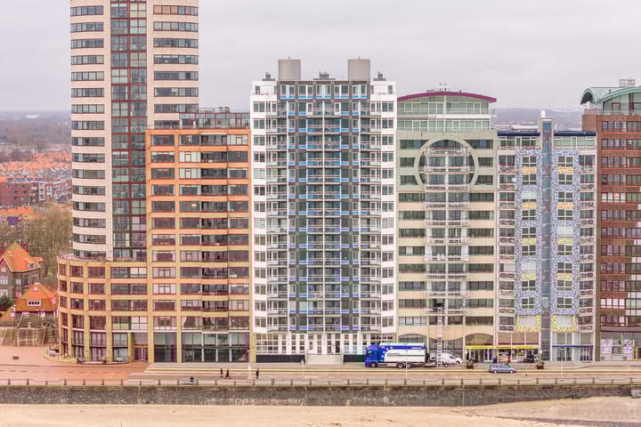 Photo 37 of Boulevard Bankert 704