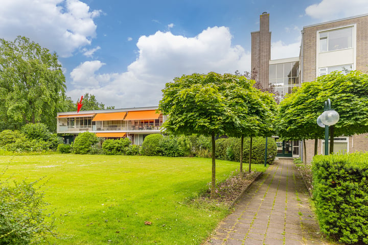 Bekijk foto 1 van Amersfoortsestraatweg 32