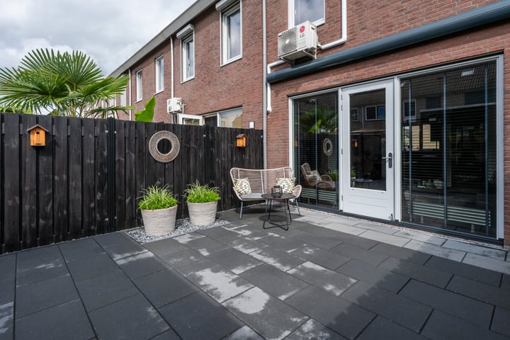 Bekijk foto 34 van Suurhoffstraat 12