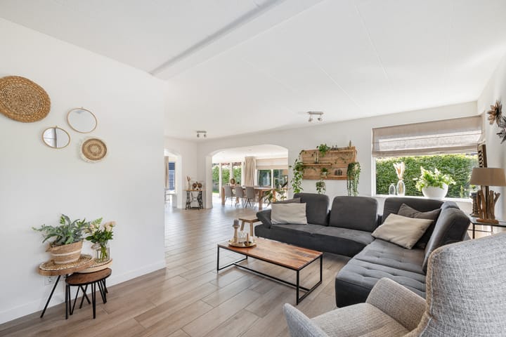 Foto 5 van Narcissenpad 69