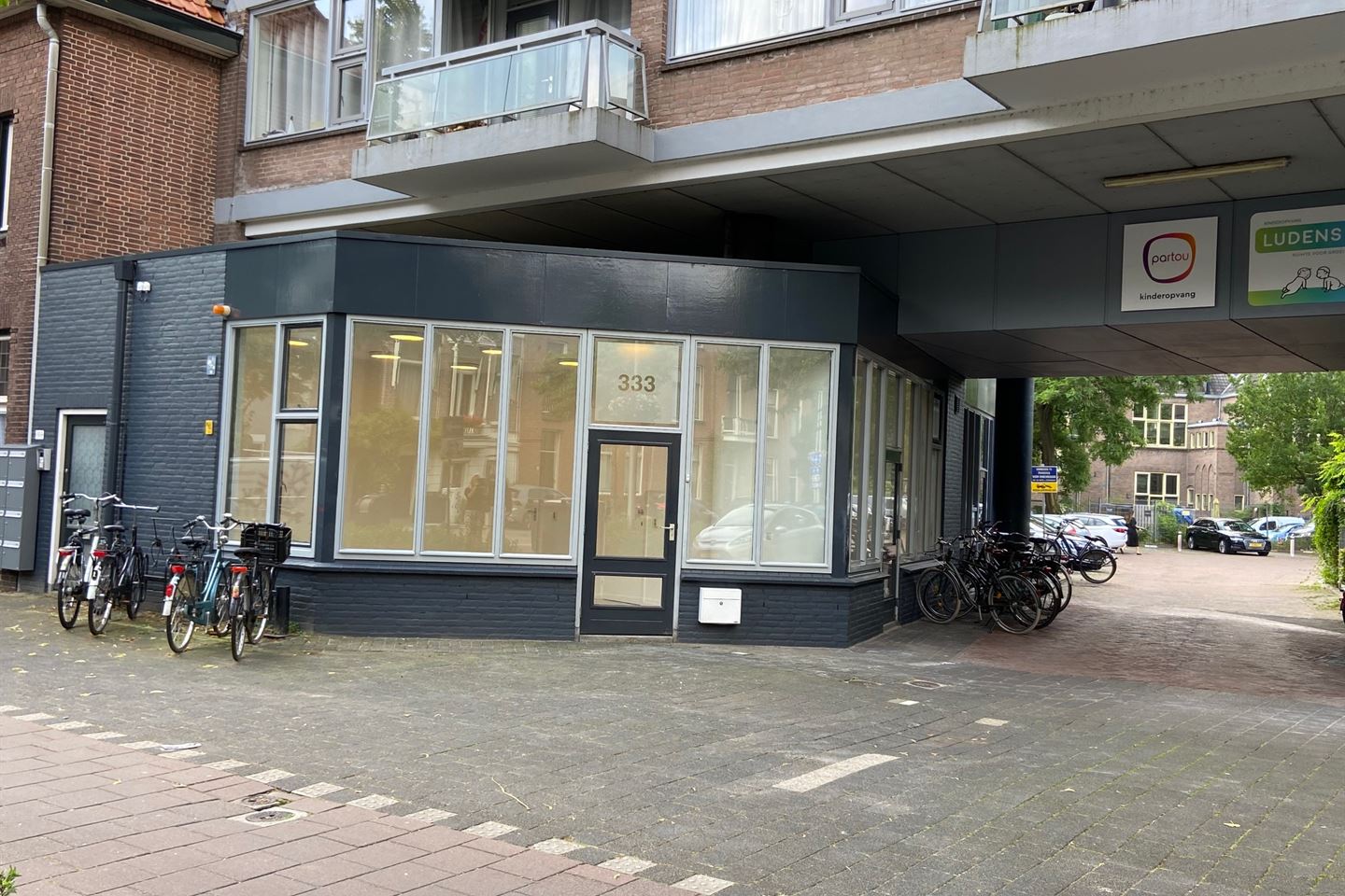 View photo 2 of Biltstraat 333