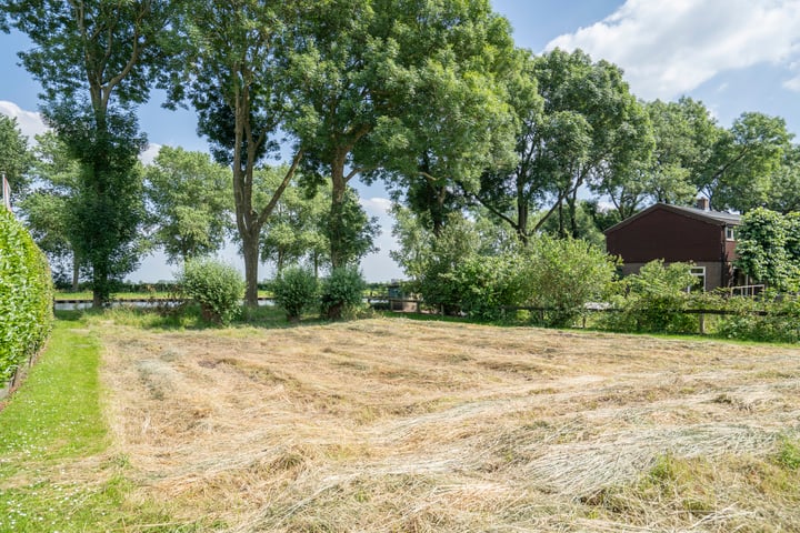 Bekijk foto 39 van Bazeldijk 63