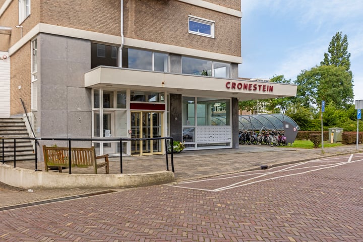 Bekijk foto 3 van Plantijnstraat 38