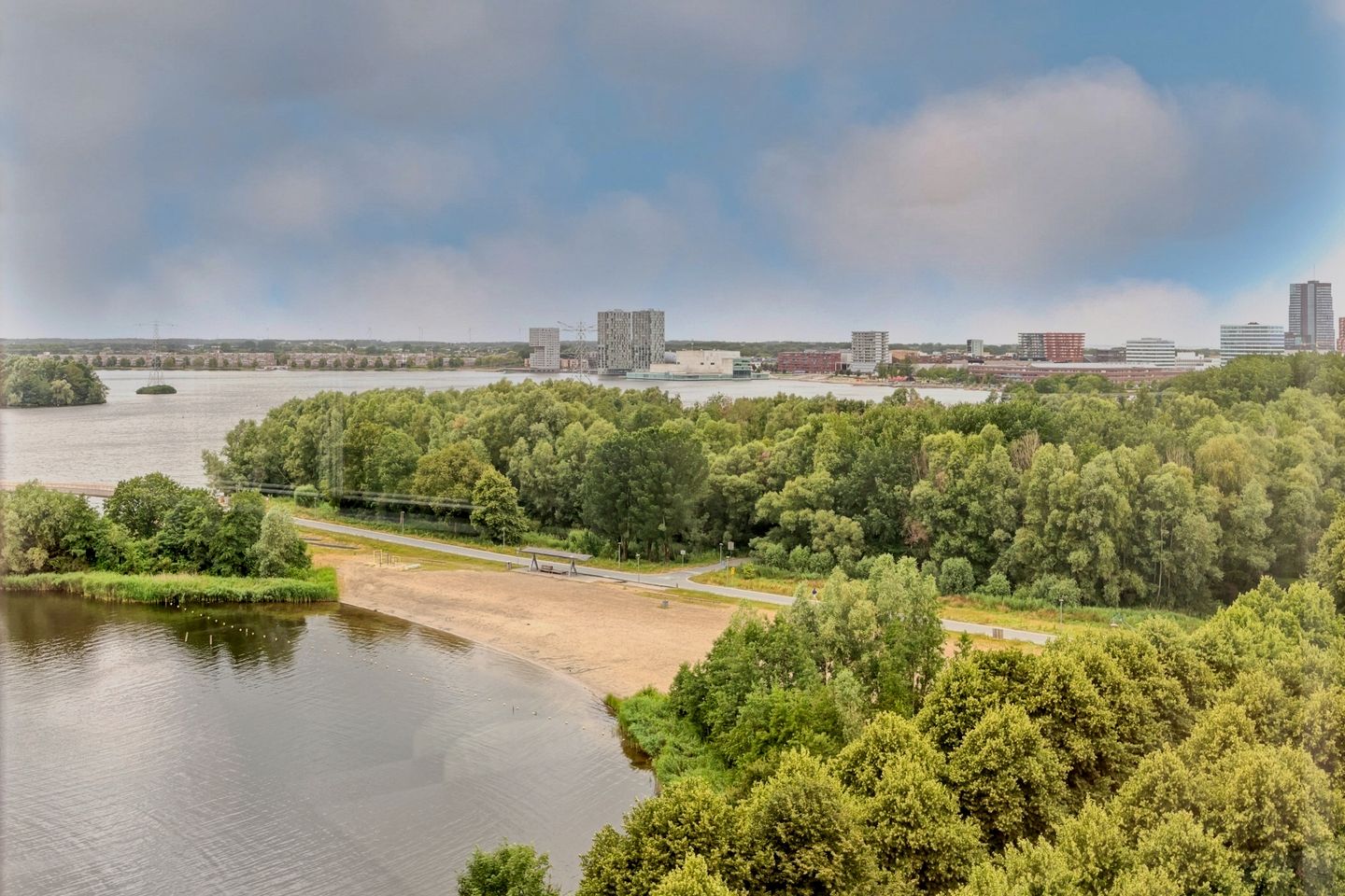 Foto 1 van Fellinilaan 106