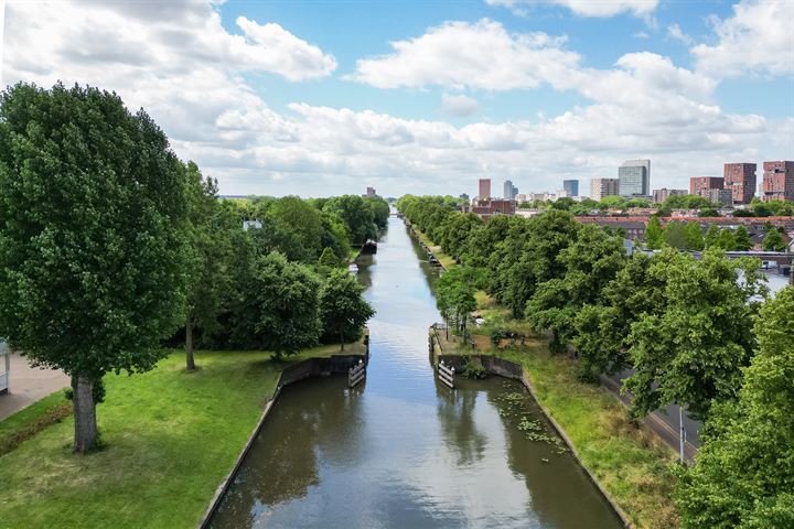 Bekijk foto 49 van Broeder Alarmstraat 83